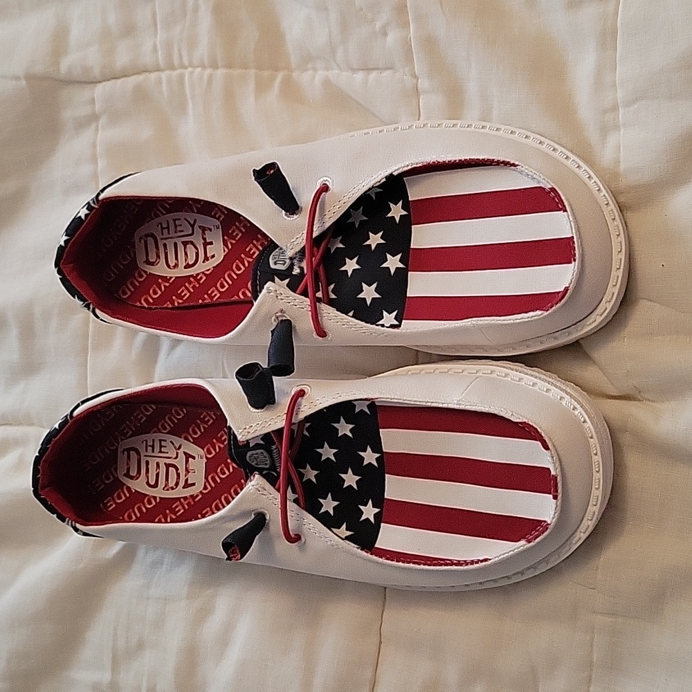 🖤NEW-HEY DUDE American Flag
